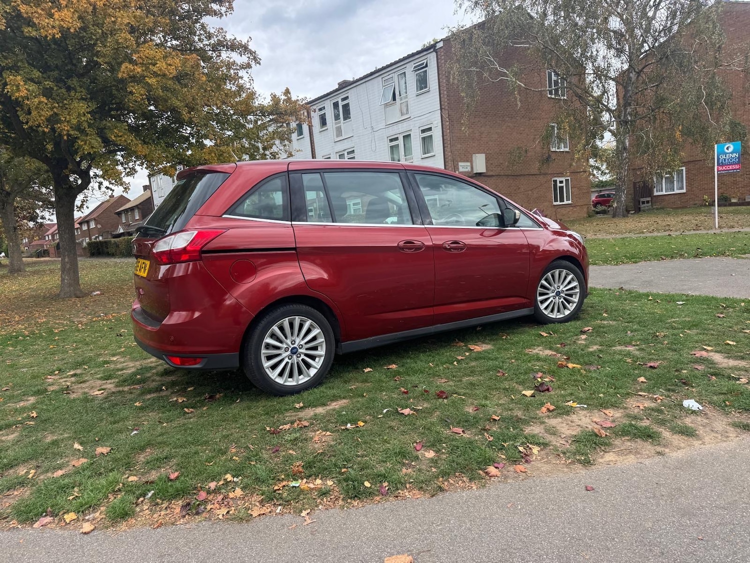 Used Ford Grand C-Max 2015 for sale - 76892241: Photo 6