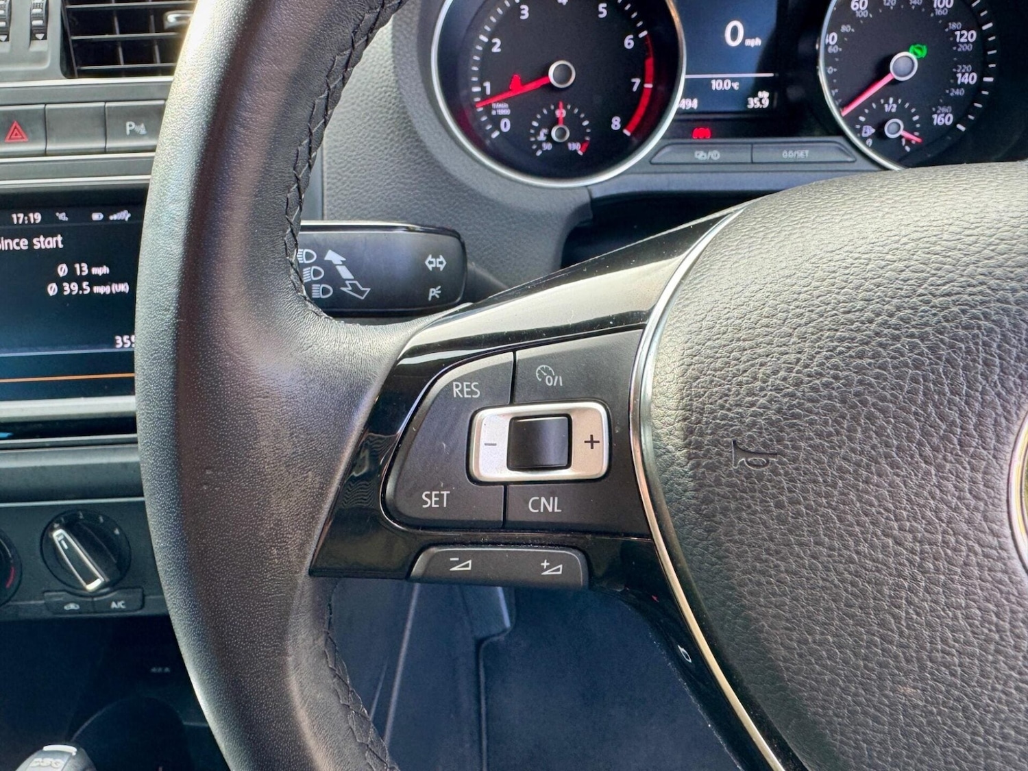 Used Volkswagen Polo 2016 for sale - 77896792: Photo 30