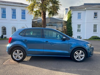 Used Volkswagen Polo 2016 for sale - 77896792: Photo