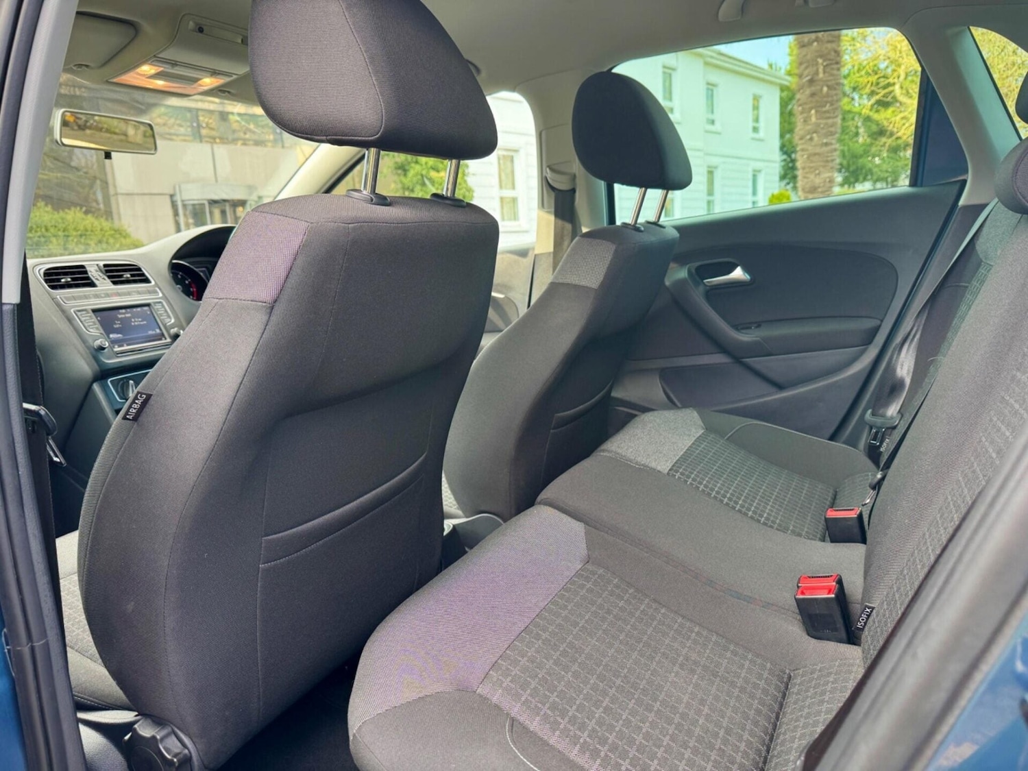 Used Volkswagen Polo 2016 for sale - 77896792: Photo 4