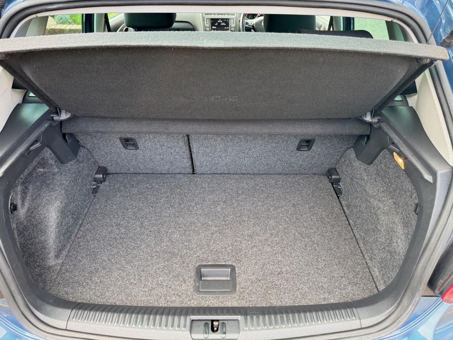 Used Volkswagen Polo 2016 for sale - 77896792: Photo 45