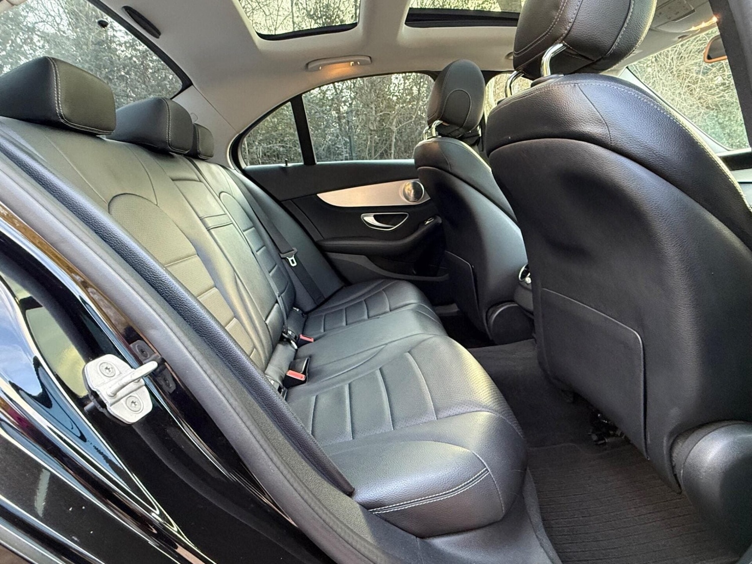 Used Mercedes-Benz C Class 2014 for sale - 77204847: Photo 18