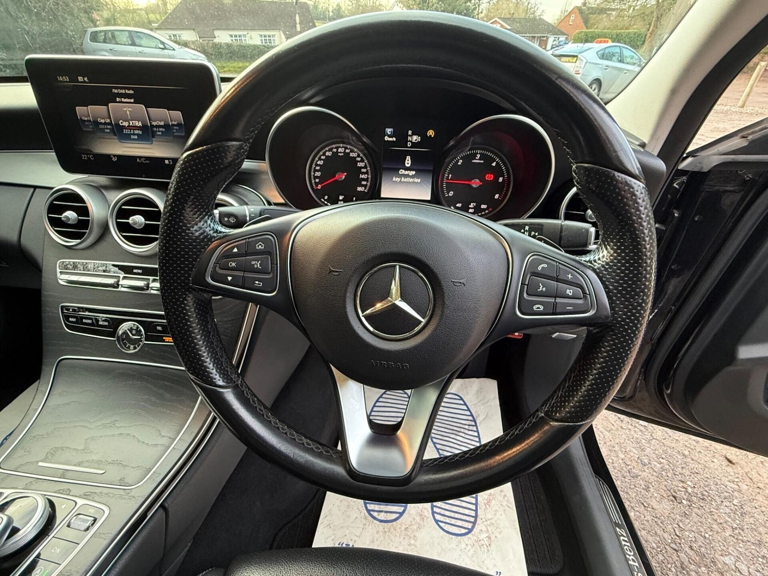 Used Mercedes-Benz C Class 2014 for sale - 77204847: Photo 50