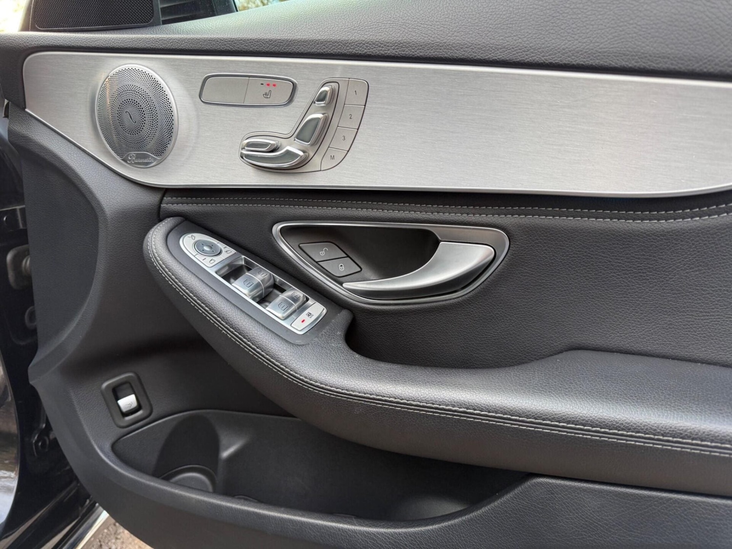 Used Mercedes-Benz C Class 2014 for sale - 77204847: Photo 60