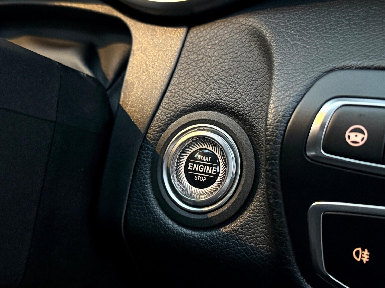 Used Mercedes-Benz C Class 2018 for sale - 77204839: Photo 62