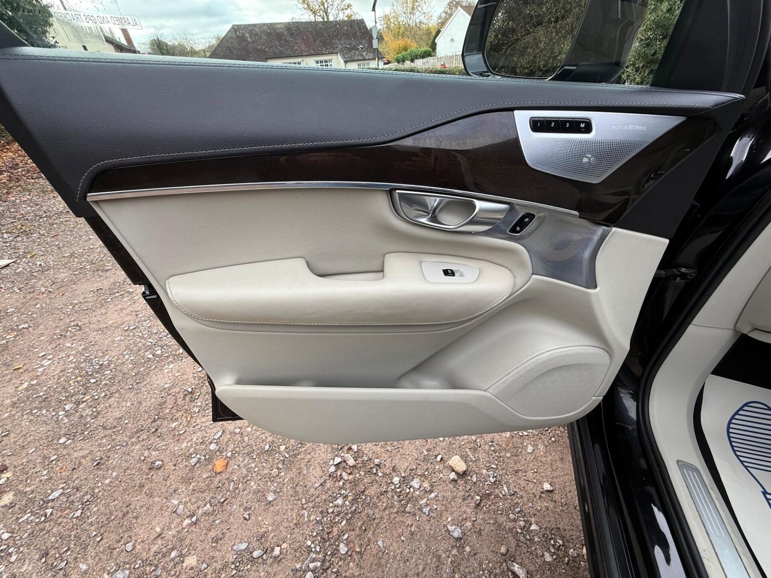 Used Volvo XC90 2017 for sale - 77204828: Photo 30