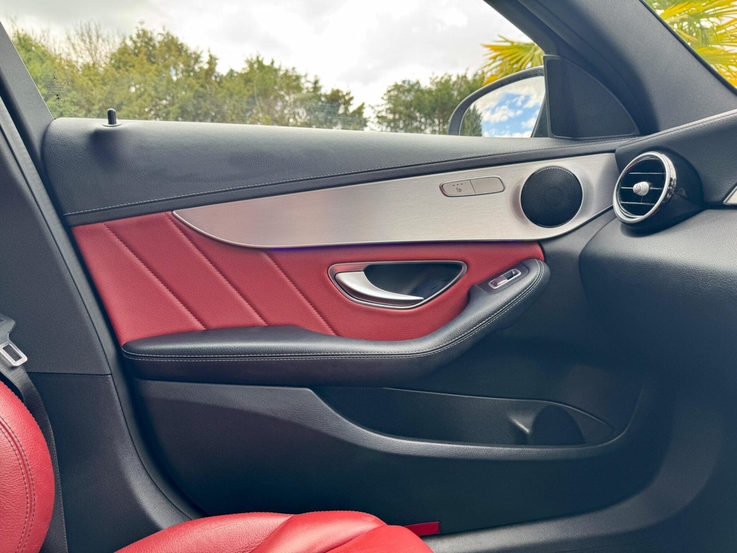 Used Mercedes-Benz C Class 2019 for sale - 78060560: Photo 29