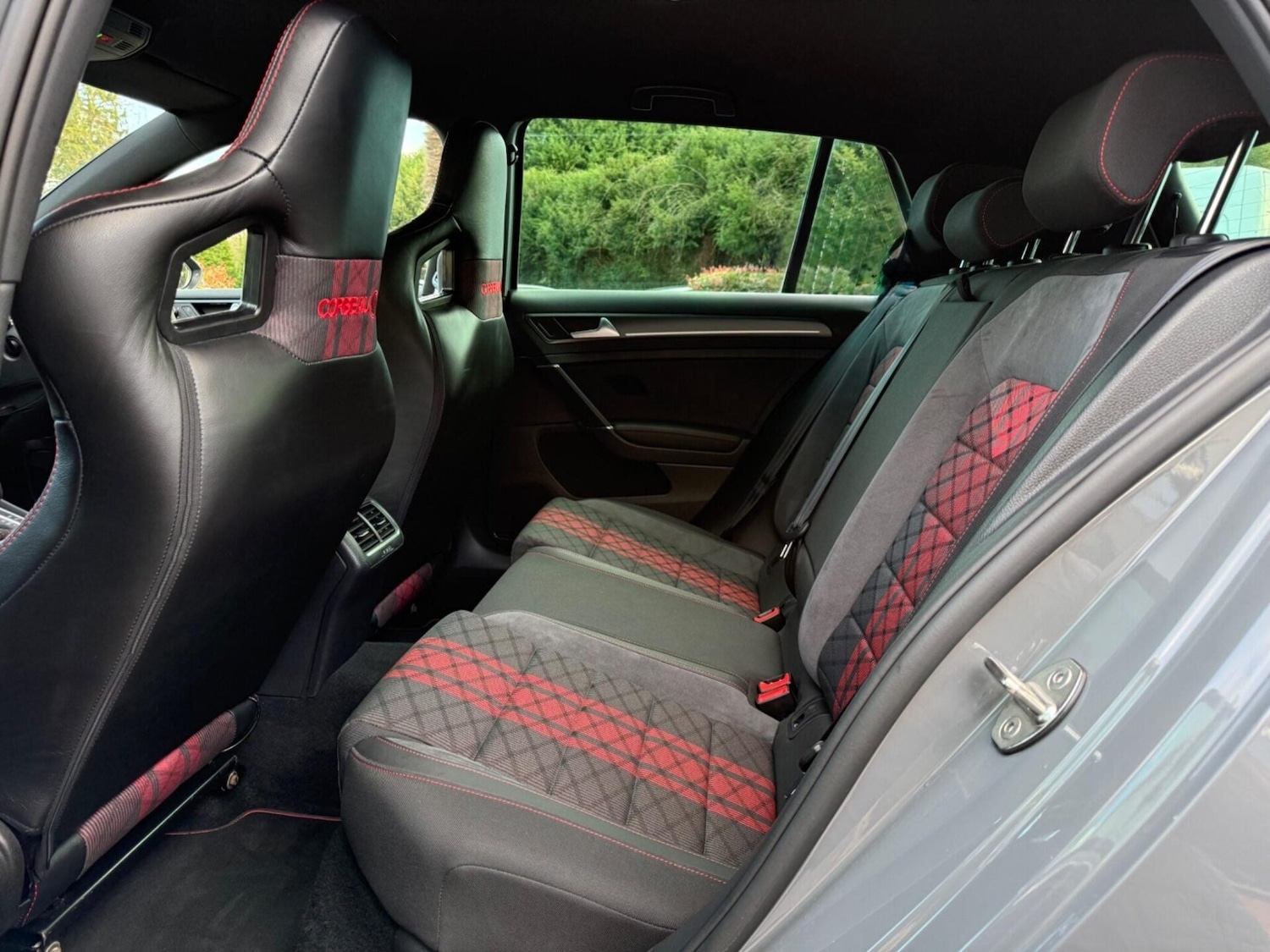 Used Volkswagen Golf 2020 for sale - 77830082: Photo 4