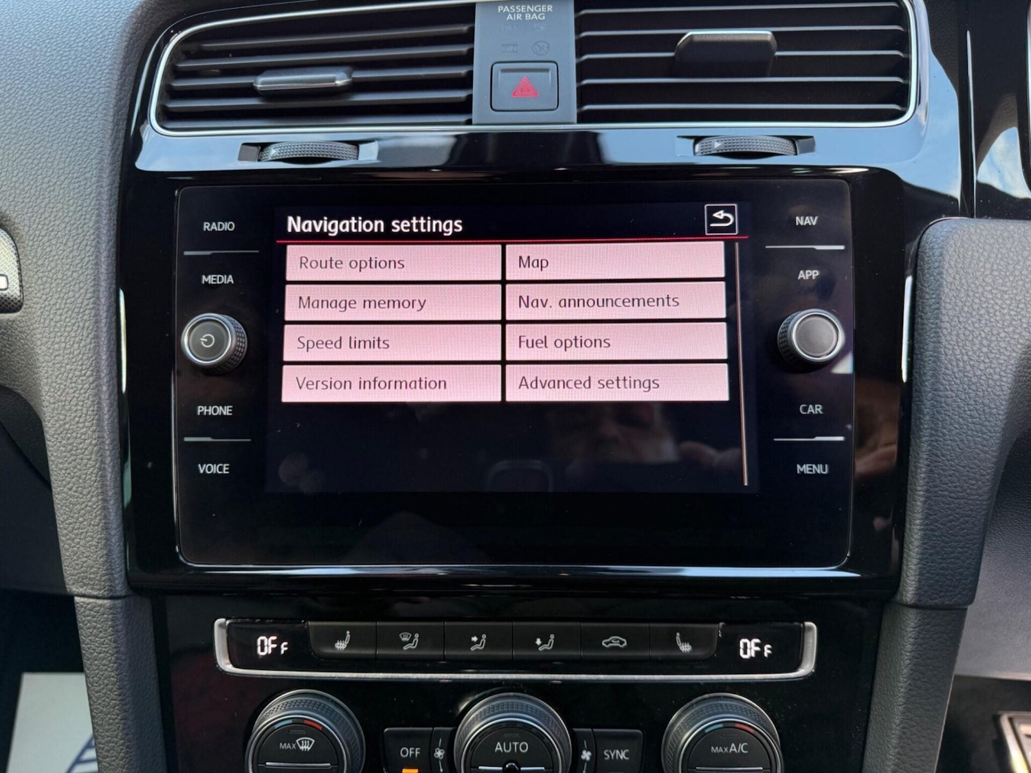 Used Volkswagen Golf 2020 for sale - 77830082: Photo 43