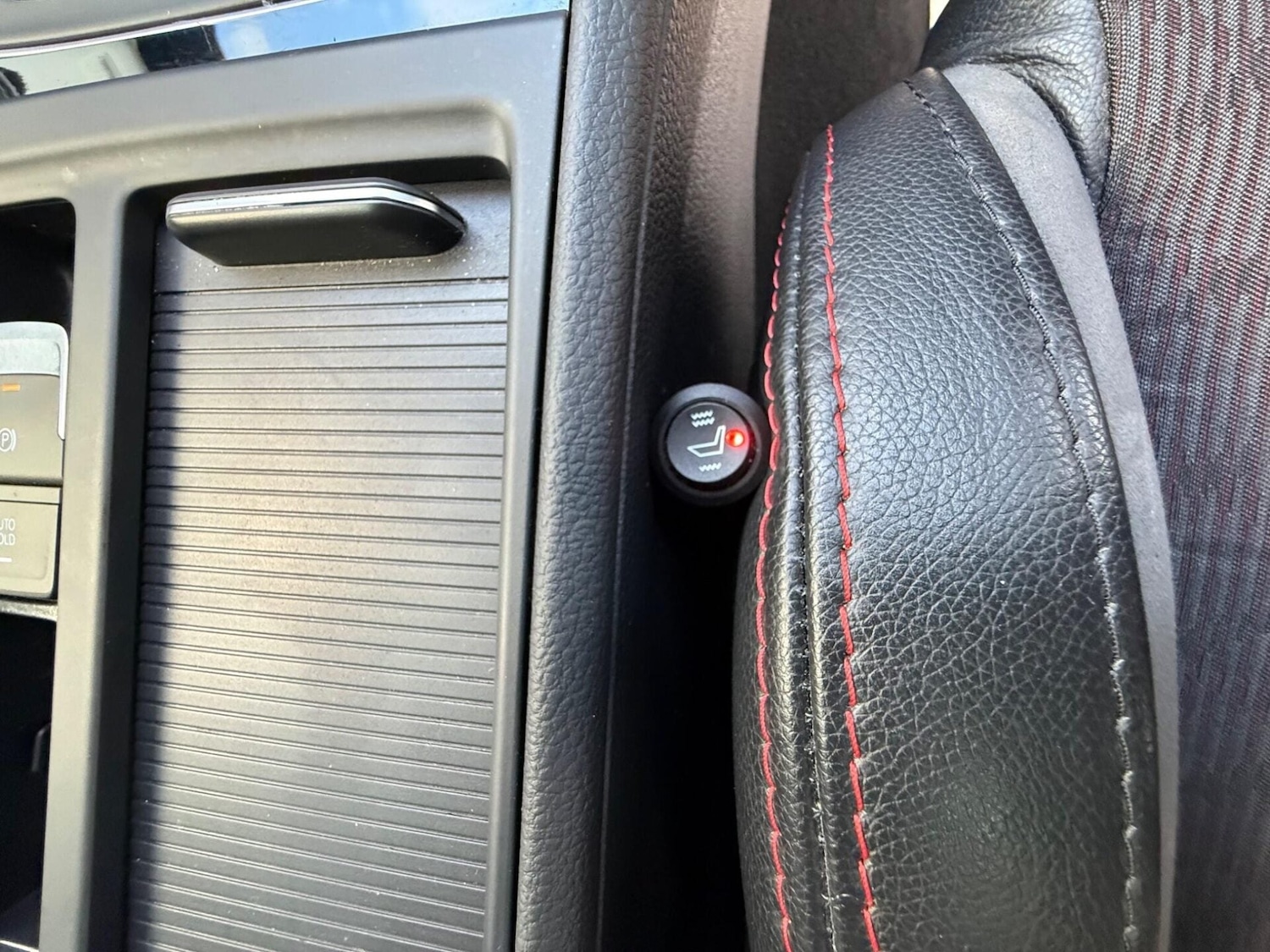 Used Volkswagen Golf 2020 for sale - 77830082: Photo 91