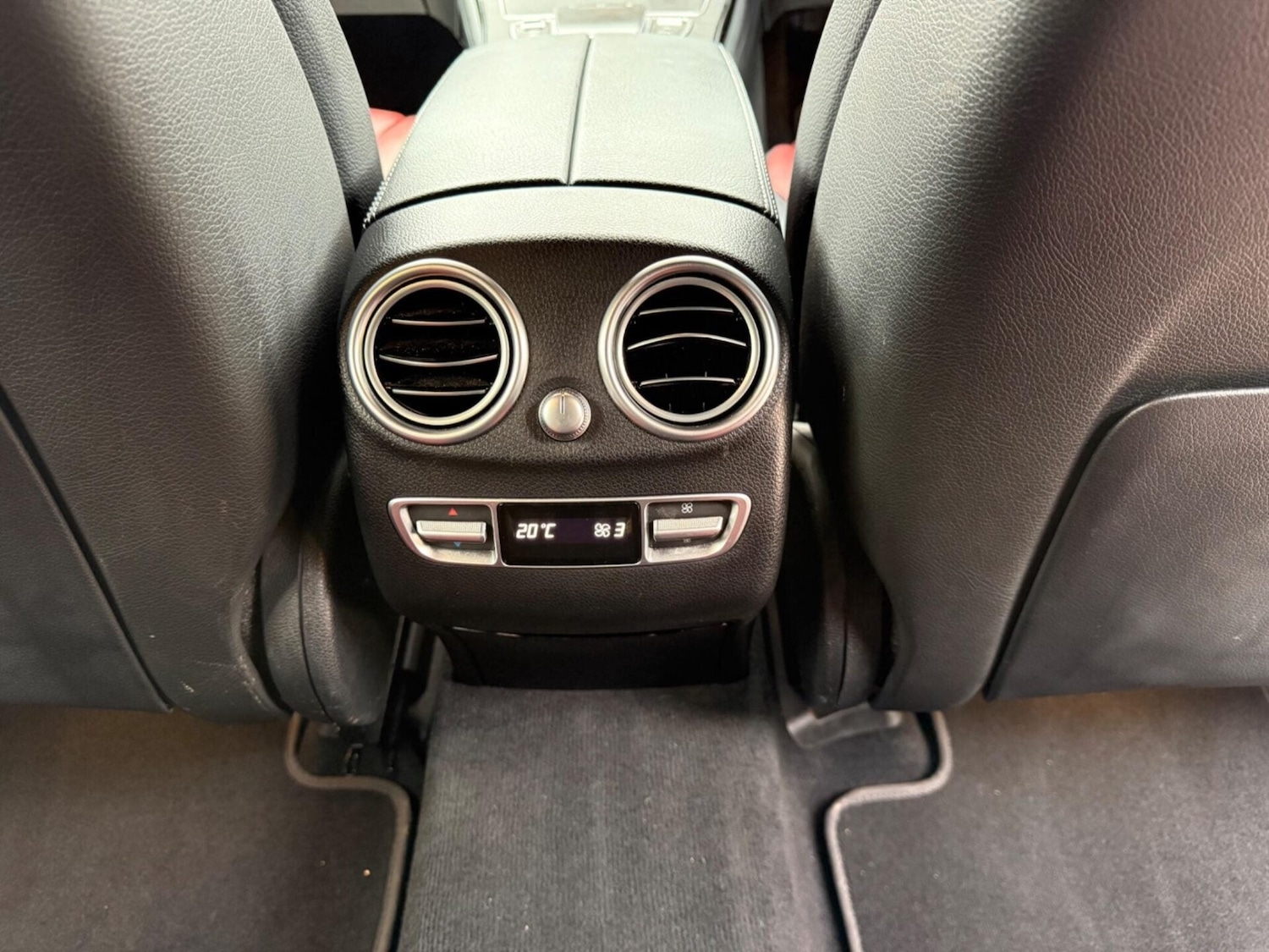 Used Mercedes-Benz GLC 2022 for sale - 77204827: Photo 47