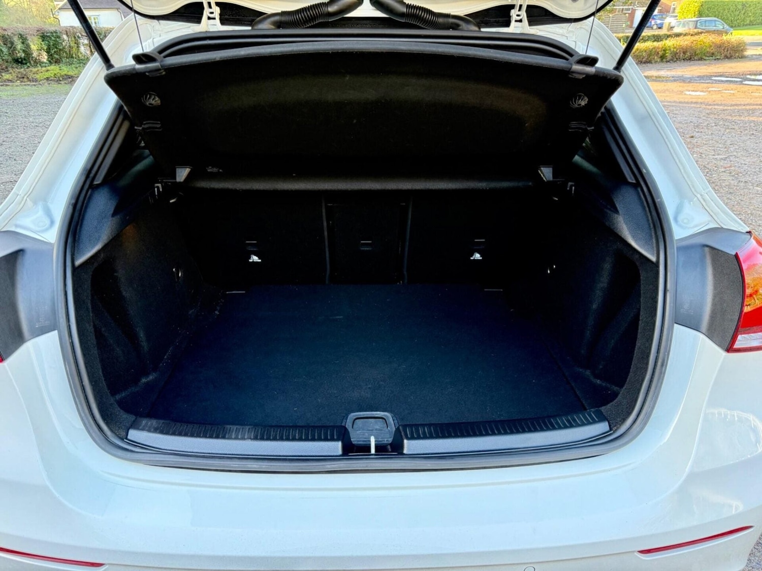 Used Mercedes-Benz A-Class 2019 for sale - 77204841: Photo 90