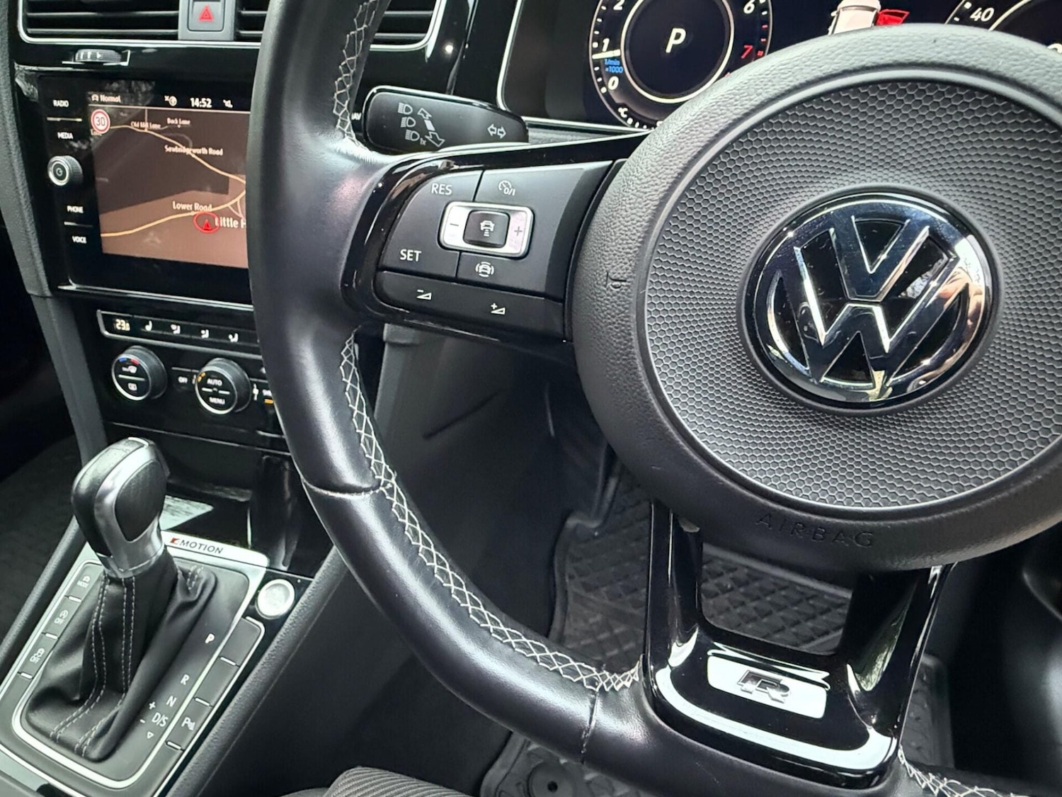 Used Volkswagen Golf 2019 for sale - 77204842: Photo 39