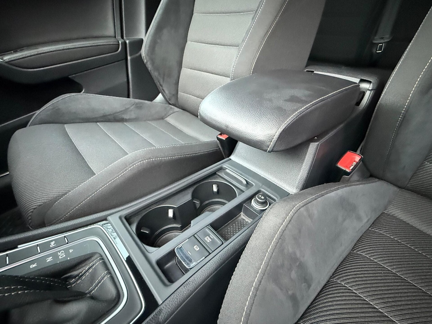 Used Volkswagen Golf 2019 for sale - 77204842: Photo 42