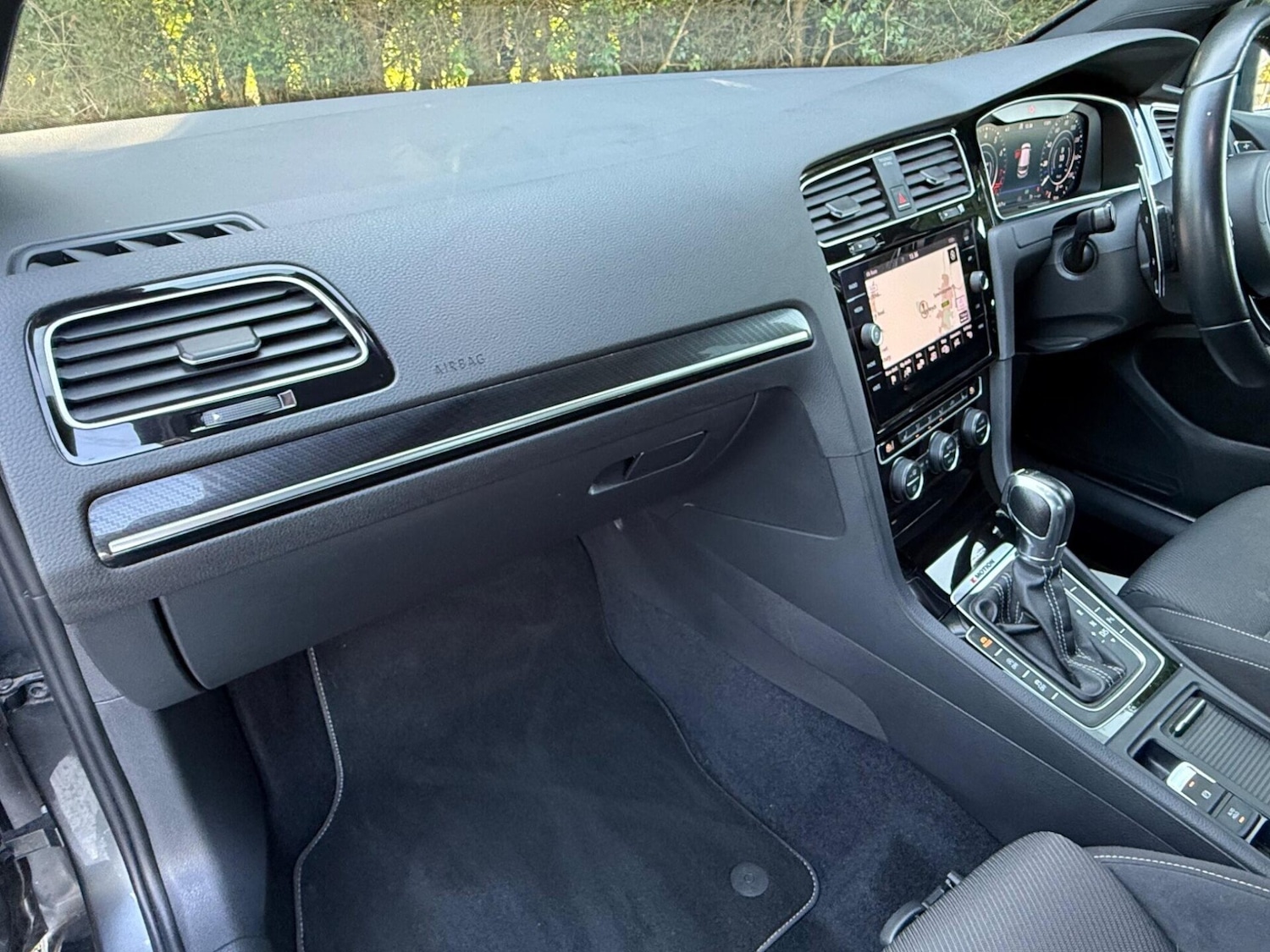 Used Volkswagen Golf 2018 for sale - 77666063: Photo 26