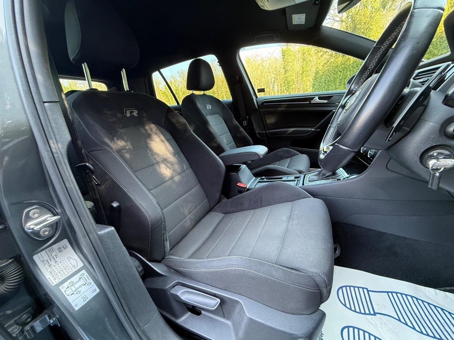 Used Volkswagen Golf 2018 for sale - 77666063: Photo 32