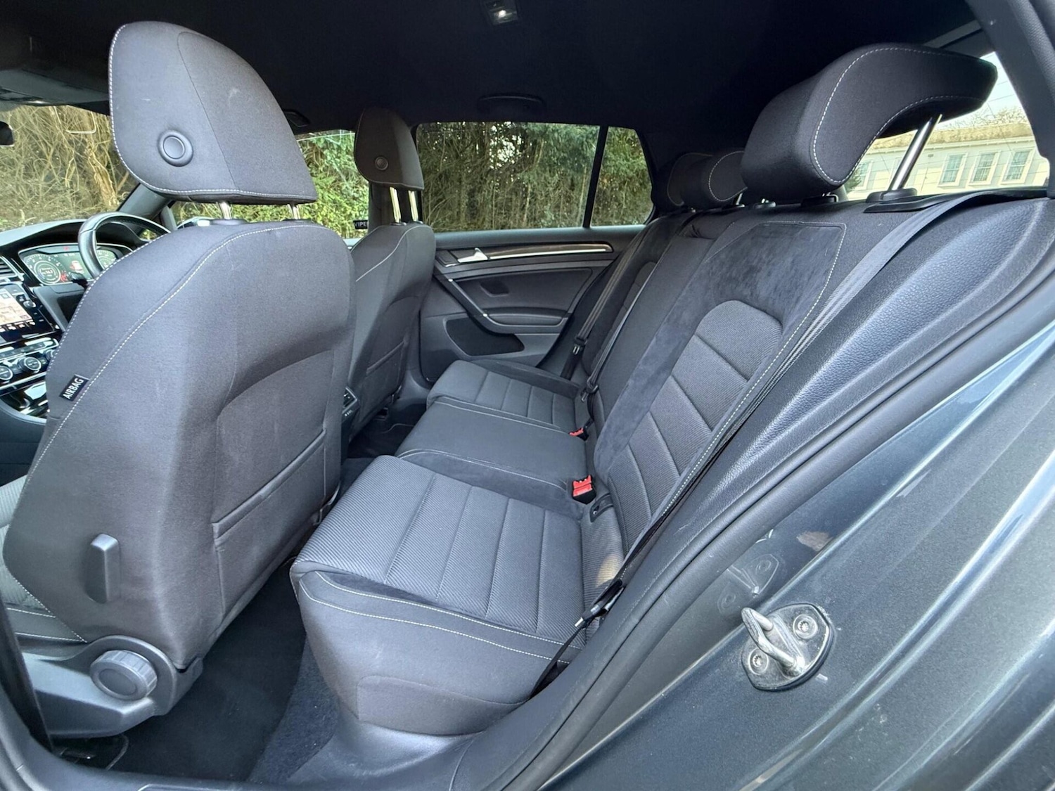 Used Volkswagen Golf 2018 for sale - 77666063: Photo 4