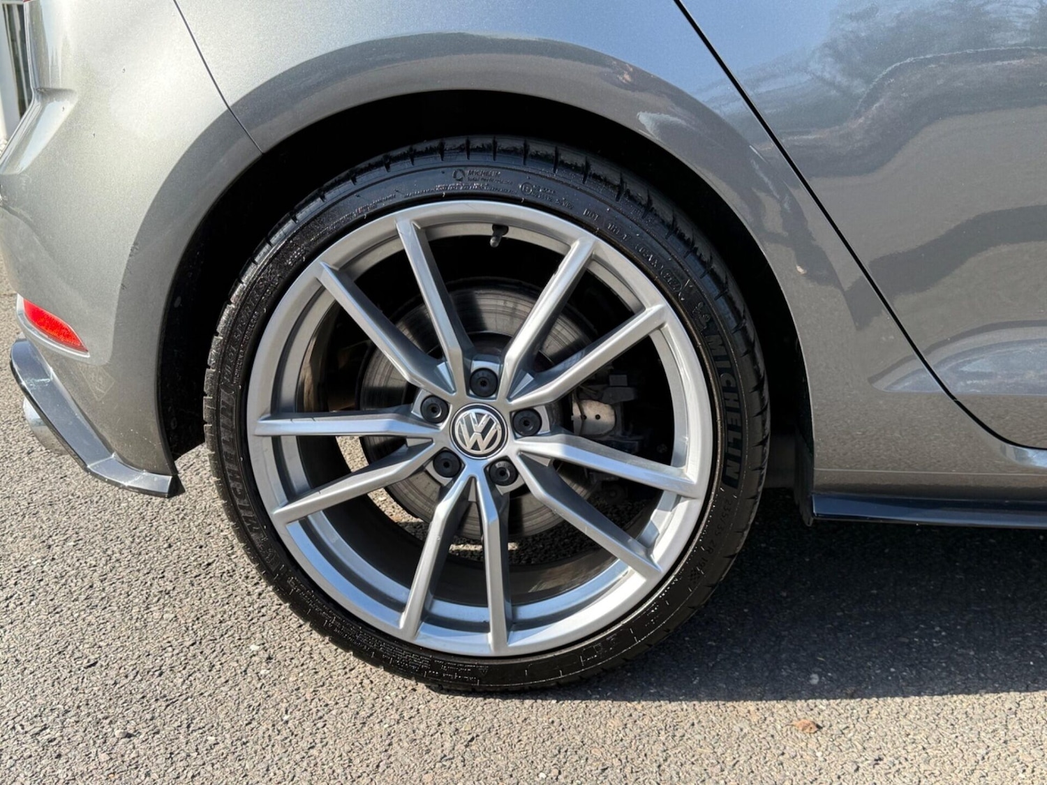 Used Volkswagen Golf 2018 for sale - 77666063: Photo 42