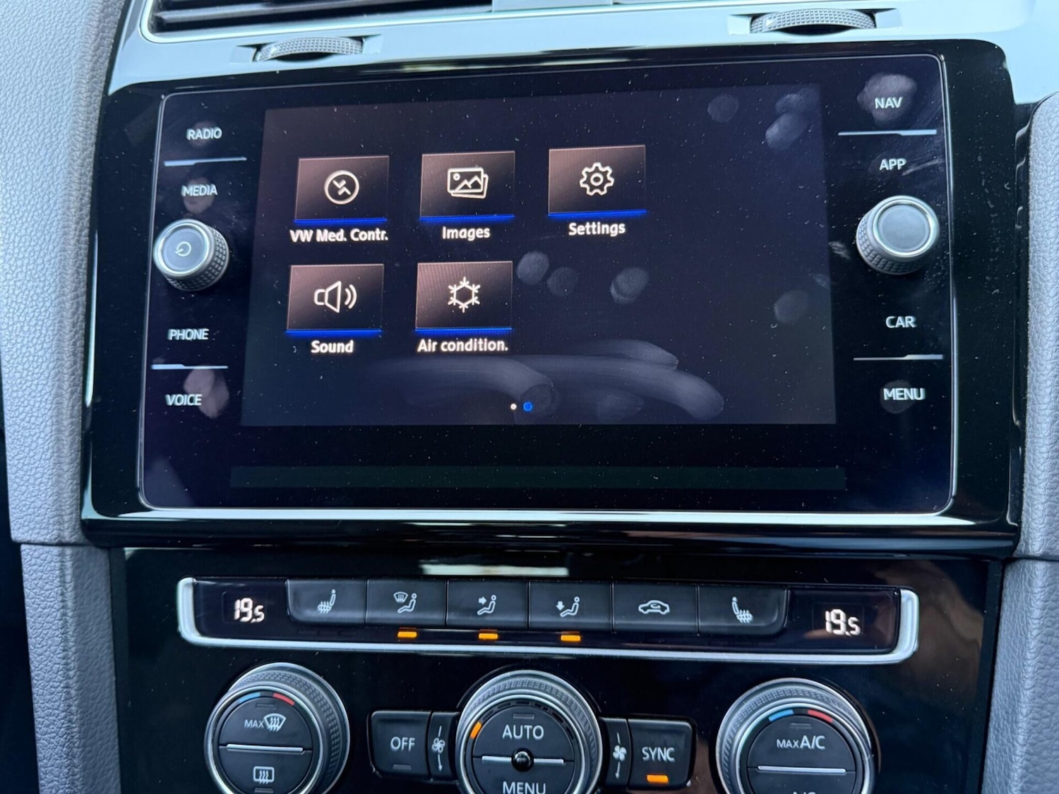 Used Volkswagen Golf 2018 for sale - 77666063: Photo 43