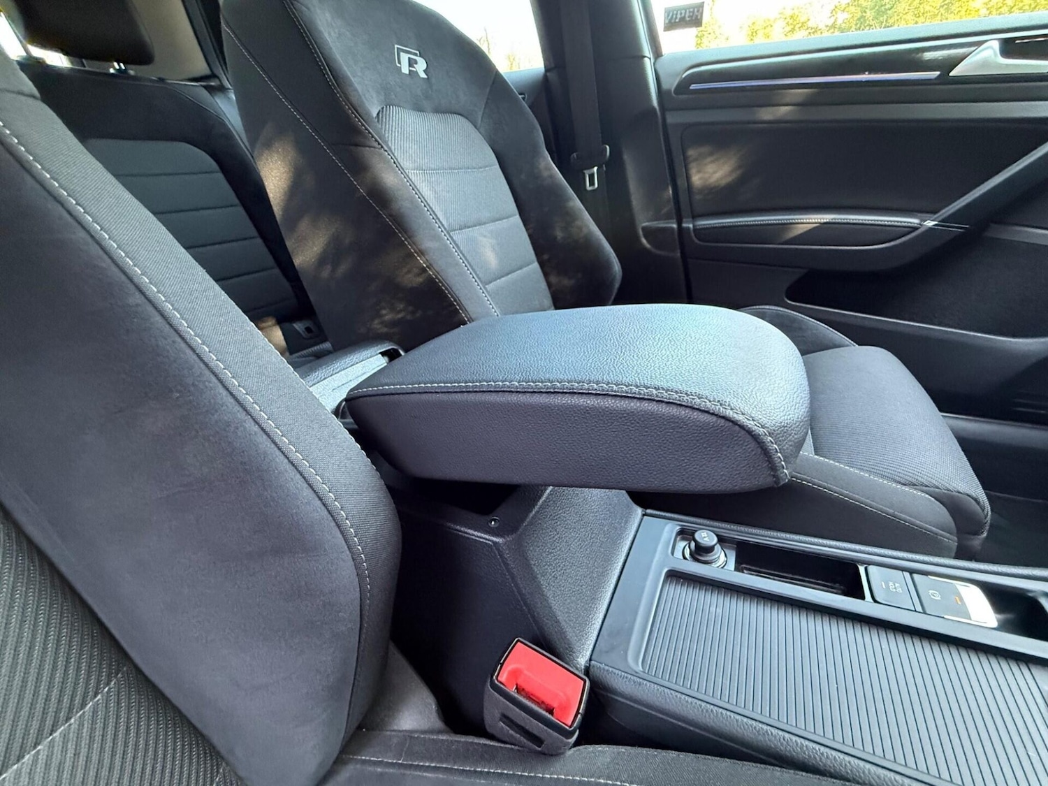 Used Volkswagen Golf 2018 for sale - 77666063: Photo 60