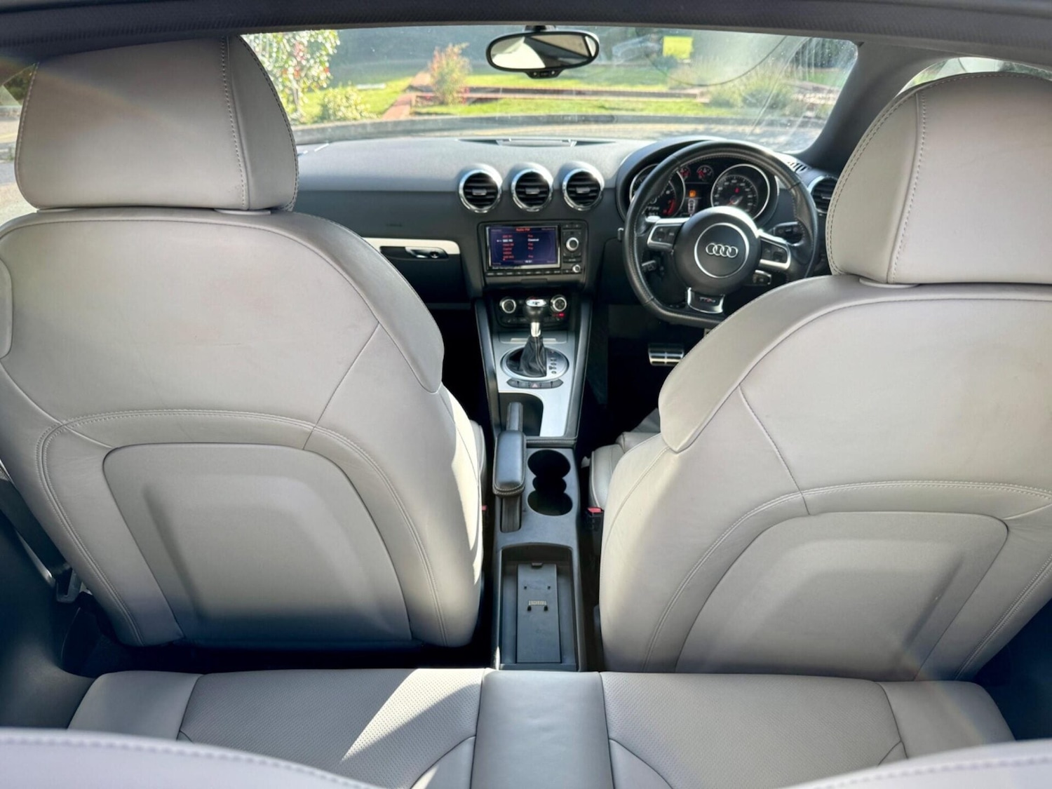 Used Audi TT 2012 for sale - 77204826: Photo 15