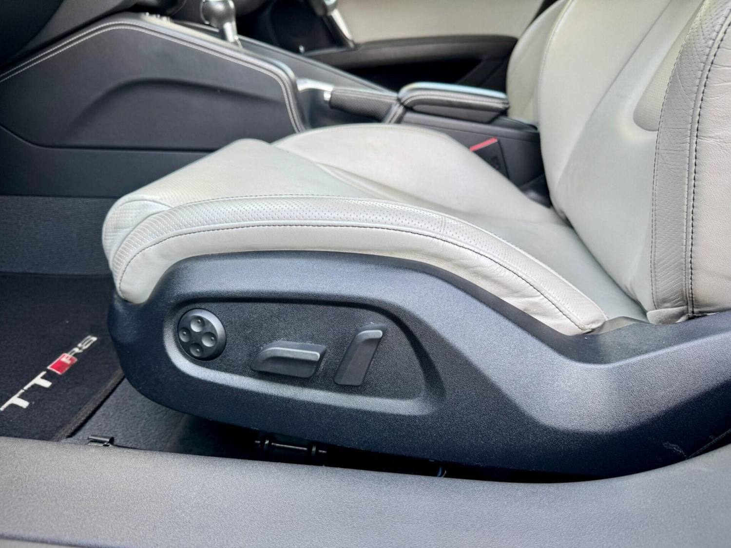 Used Audi TT 2012 for sale - 77204826: Photo 54