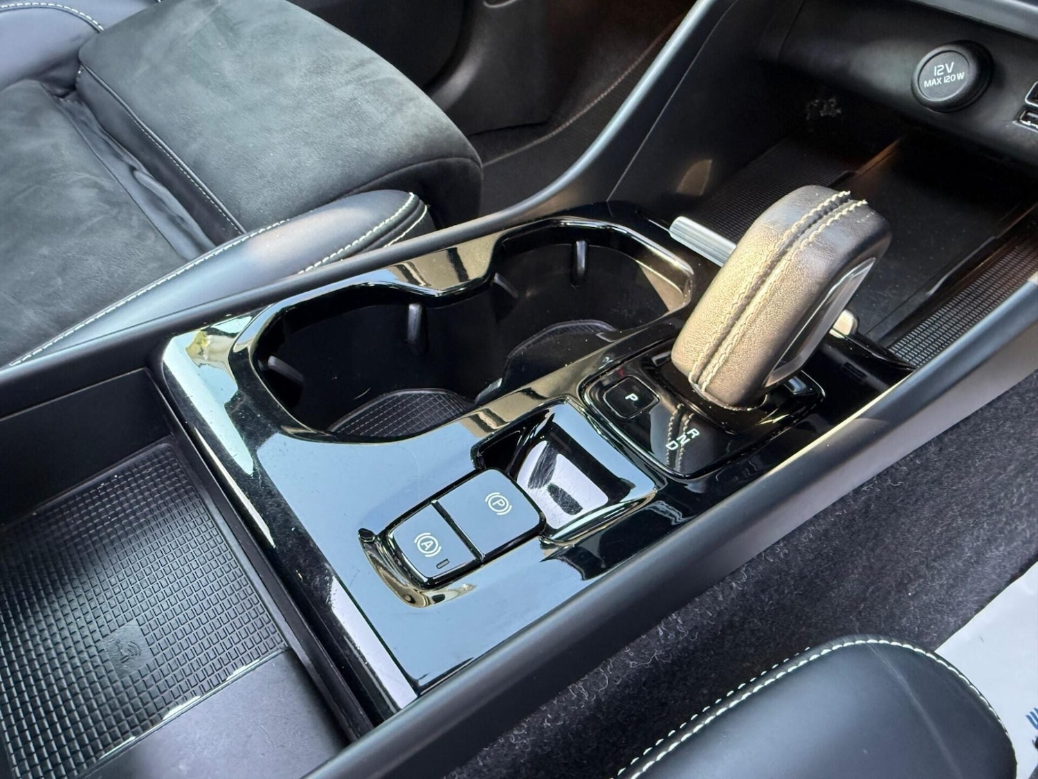 Used Volvo XC40 2021 for sale - 77961809: Photo 10