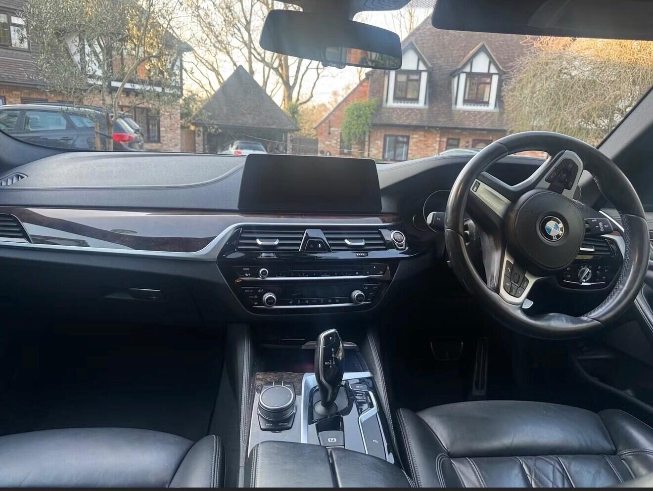 Used BMW 5 Series 2017 for sale - 77902672: Photo 2