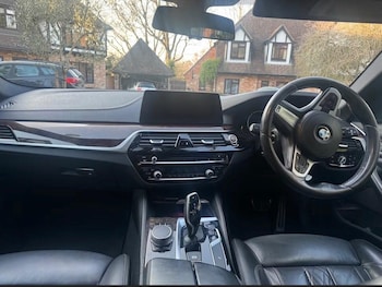 Used BMW 5 Series 2017 for sale - 77902672: Photo
