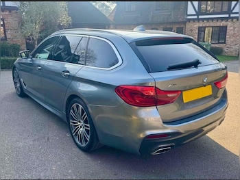 Used BMW 5 Series 2017 for sale - 77902672: Photo