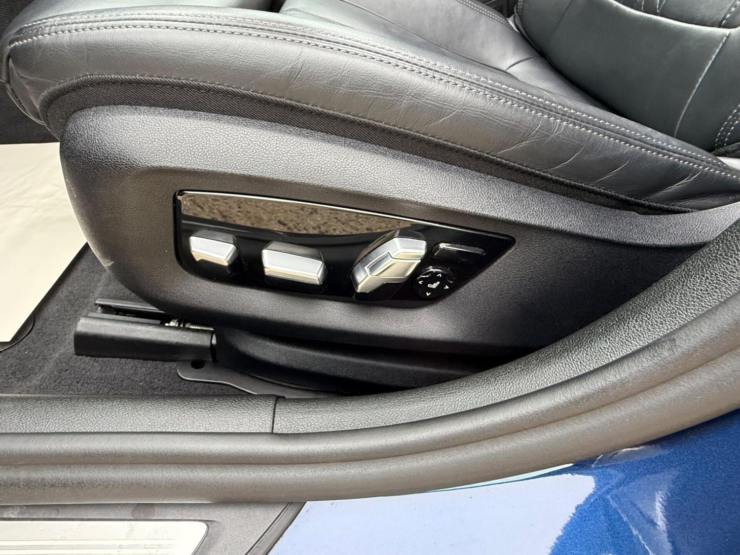 Used BMW 5 Series 2017 for sale - 77204833: Photo 78