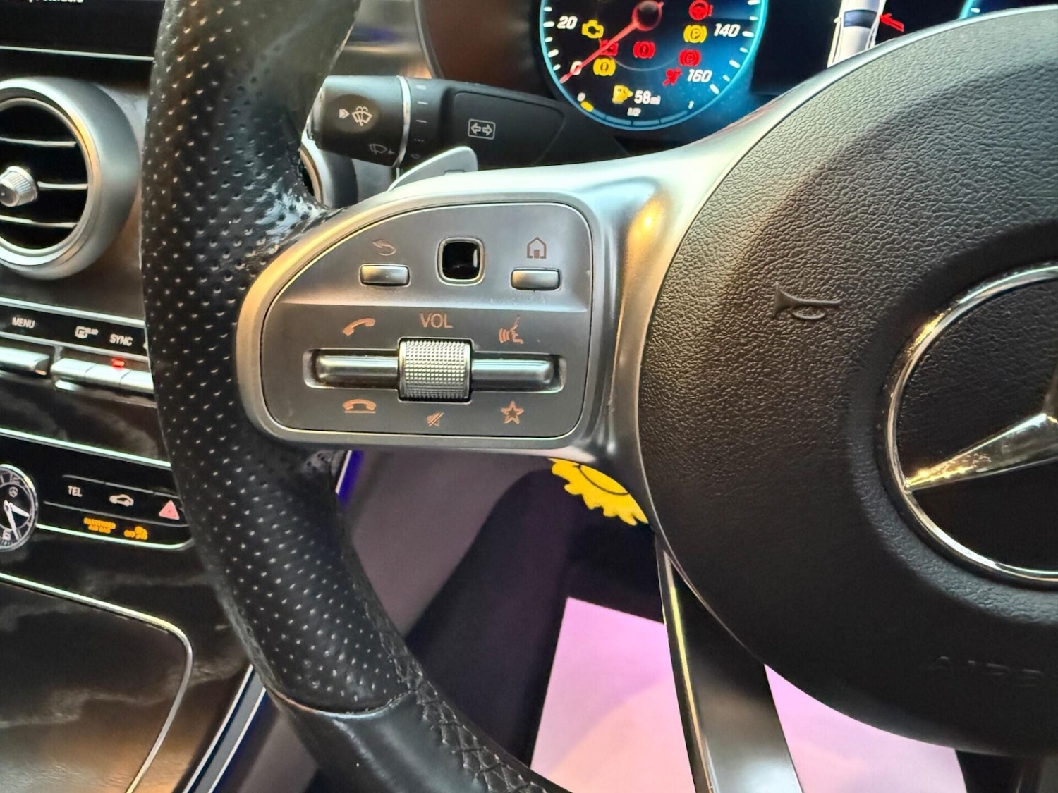 Used Mercedes-Benz C Class 2020 for sale - 77204845: Photo 24