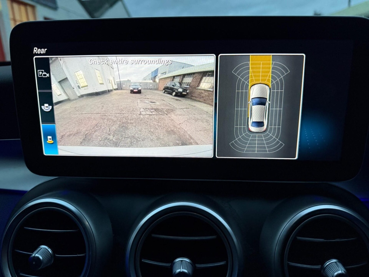 Used Mercedes-Benz C Class 2020 for sale - 77204845: Photo 32