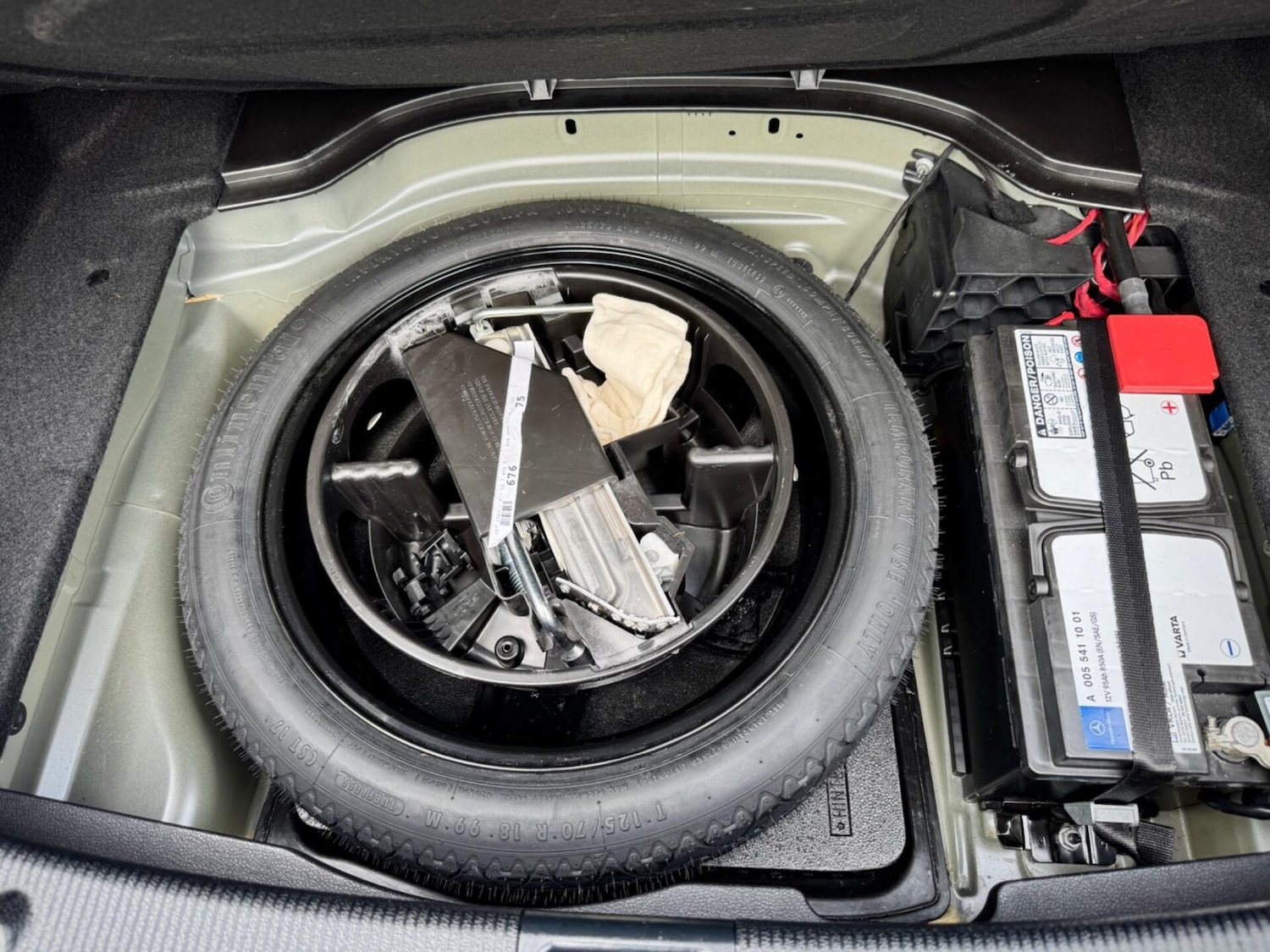 Used Mercedes-Benz C Class 2012 for sale - 77204815: Photo 89