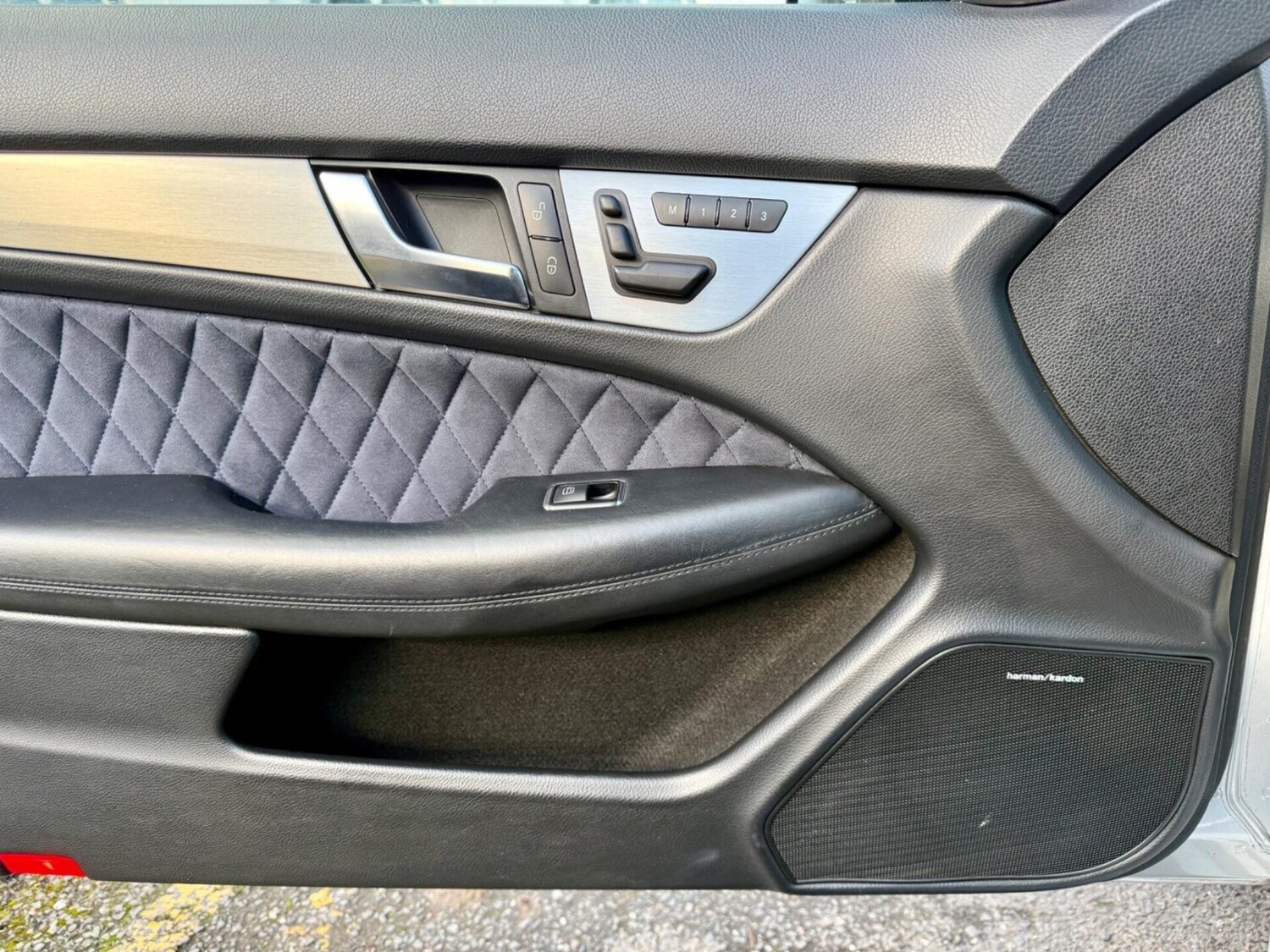 Used Mercedes-Benz C Class 2014 for sale - 77562476: Photo 85