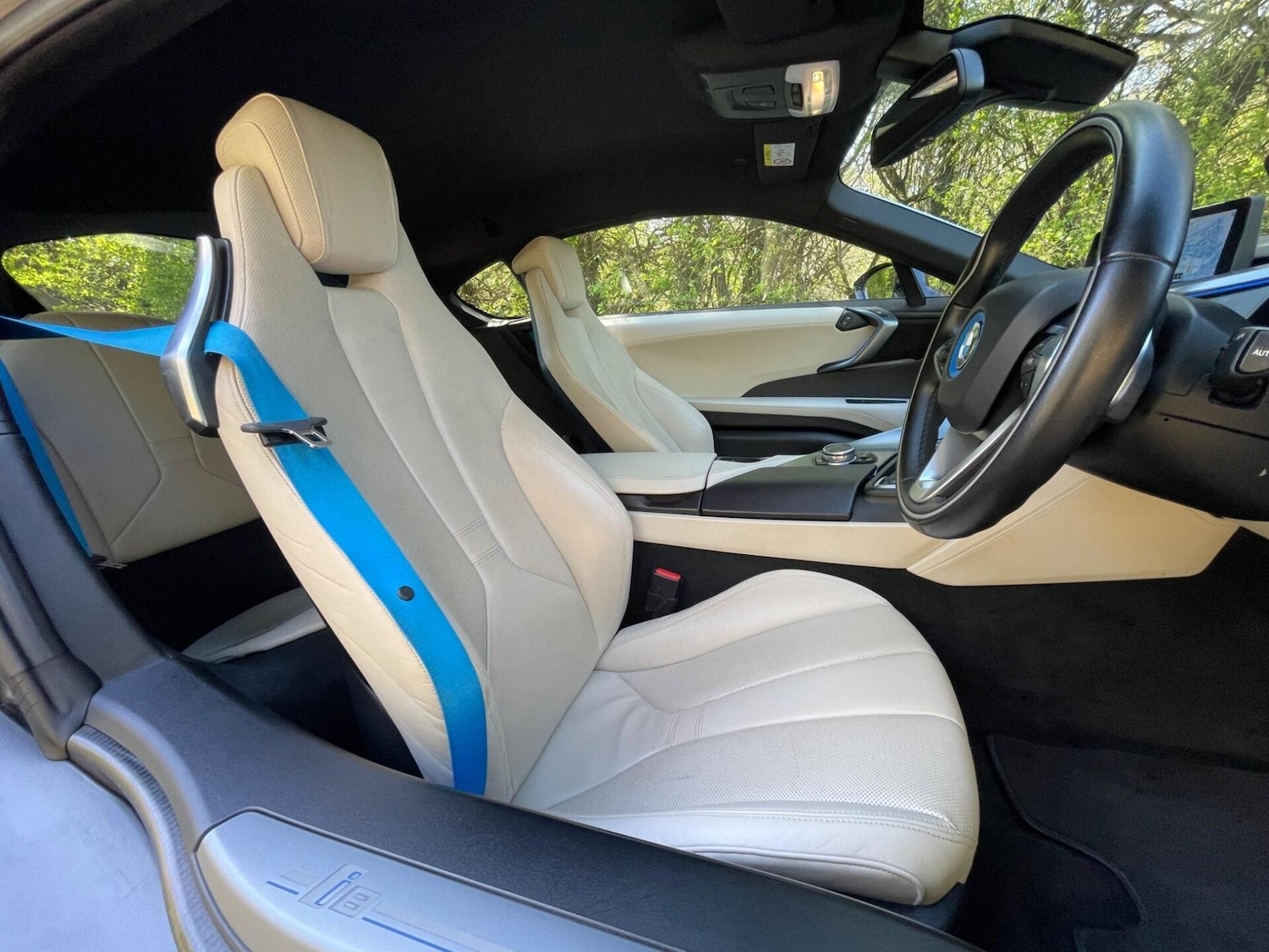 Used BMW i8 2015 for sale - 77204813: Photo 12