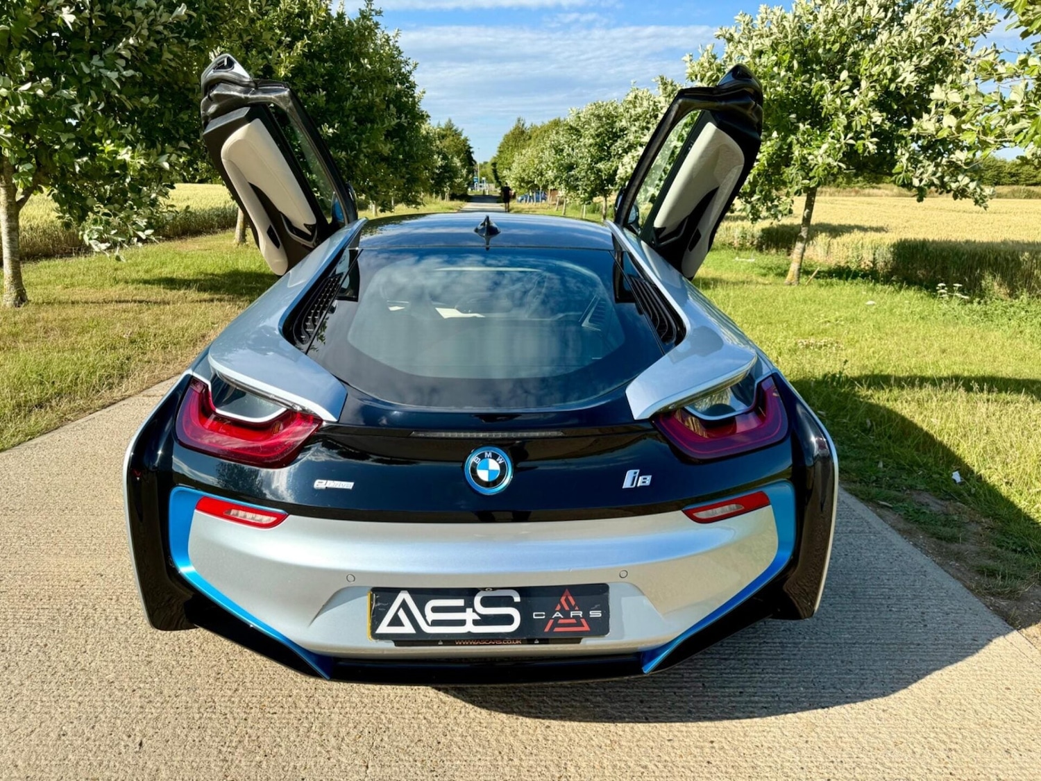 Used BMW i8 2015 for sale - 77204813: Photo 13