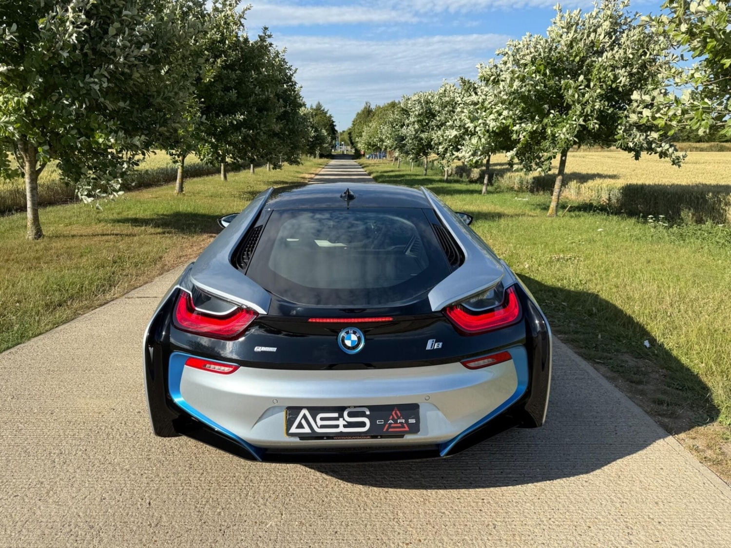 Used BMW i8 2015 for sale - 77204813: Photo 17