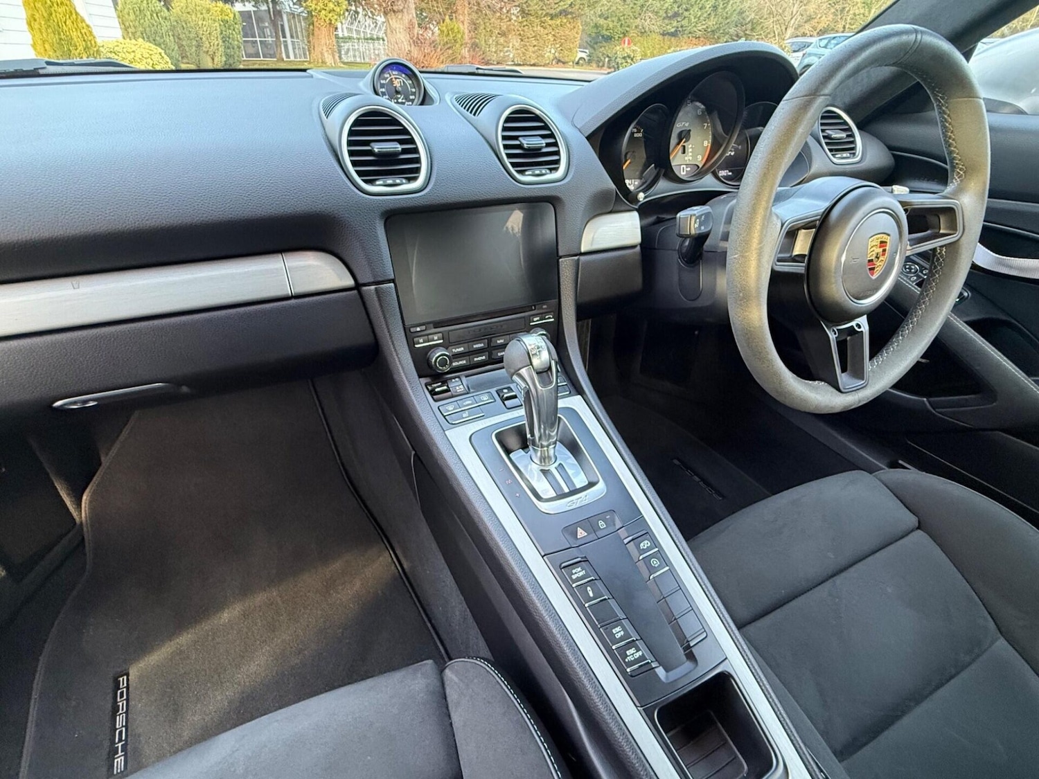 Used Porsche Cayman 2021 for sale - 77399607: Photo 20