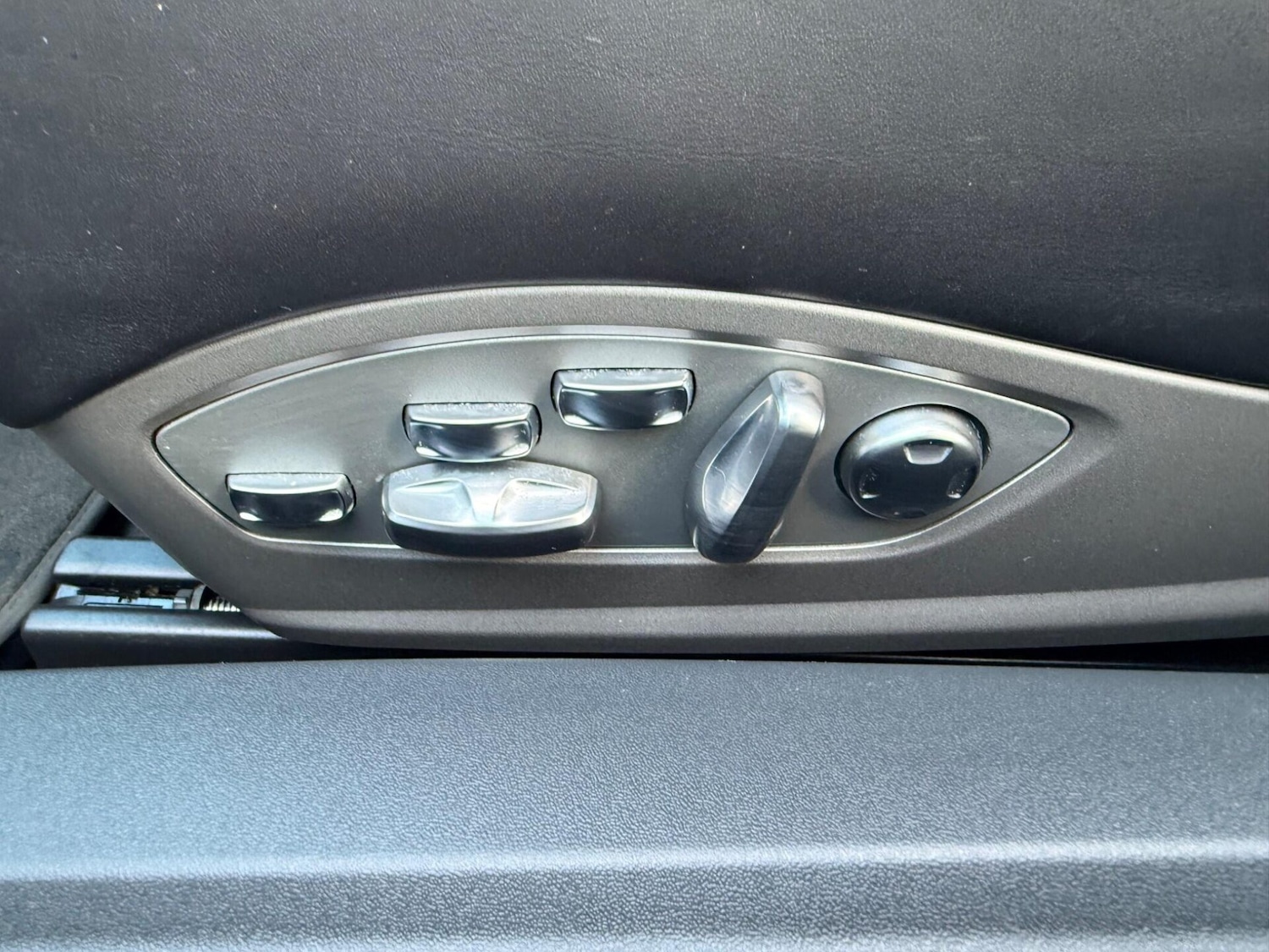 Used Porsche Cayman 2021 for sale - 77399607: Photo 68