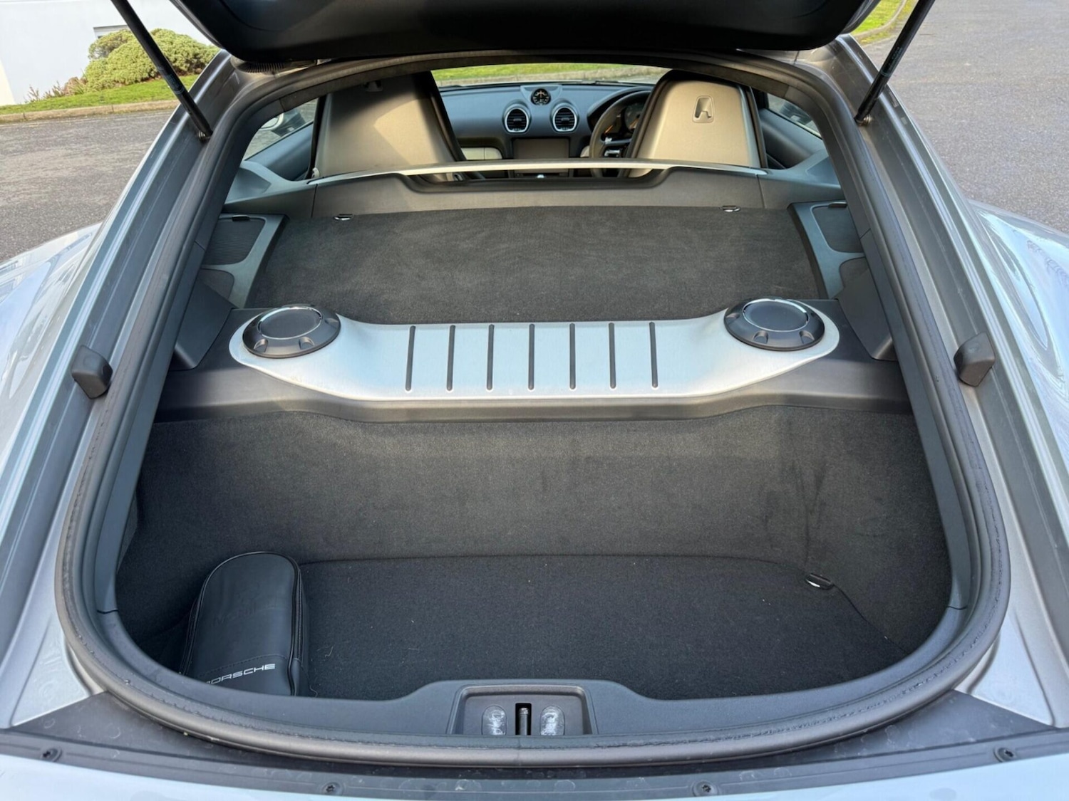 Used Porsche Cayman 2021 for sale - 77399607: Photo 75