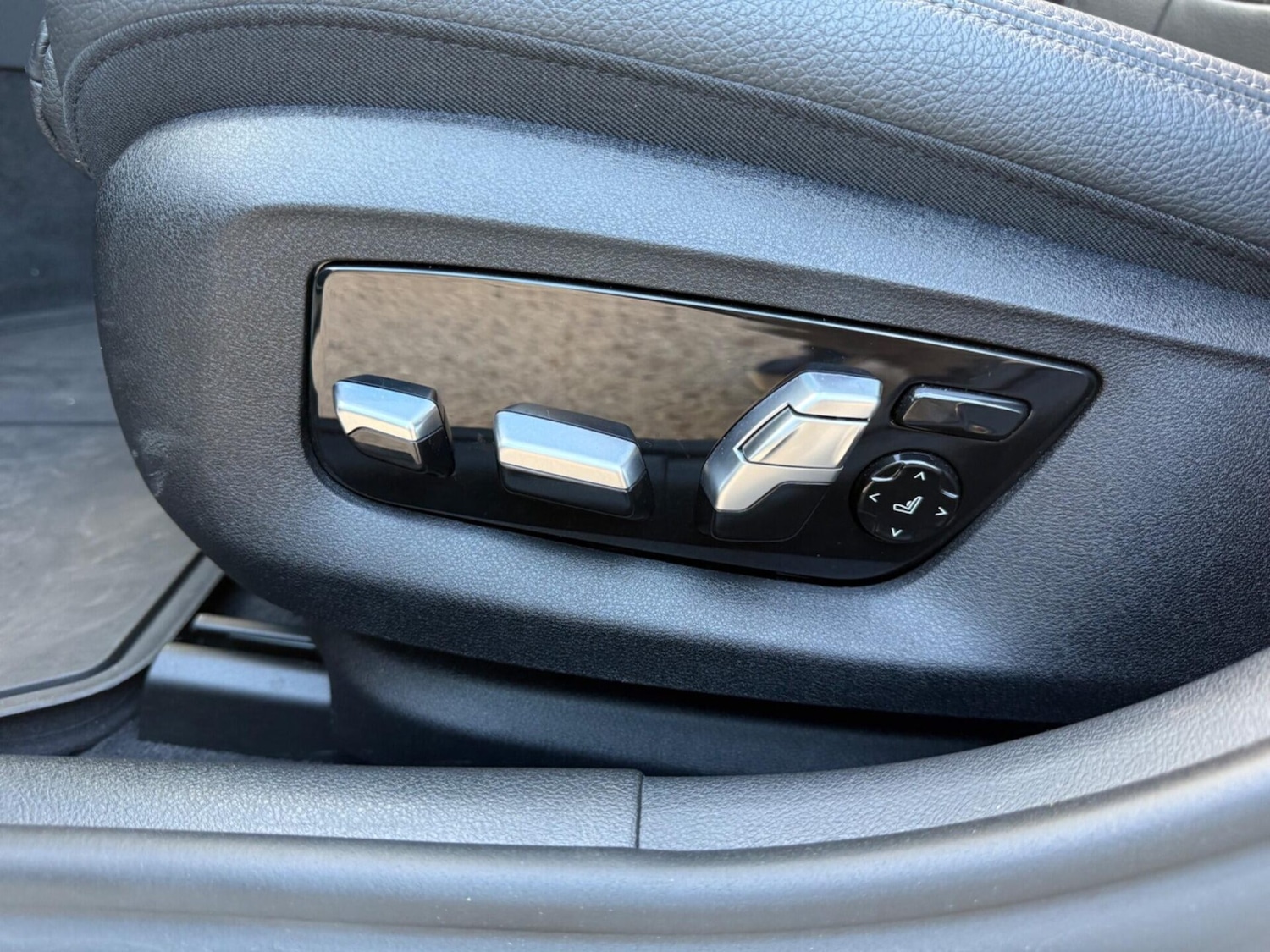 Used BMW 5 Series 2019 for sale - 77204831: Photo 24