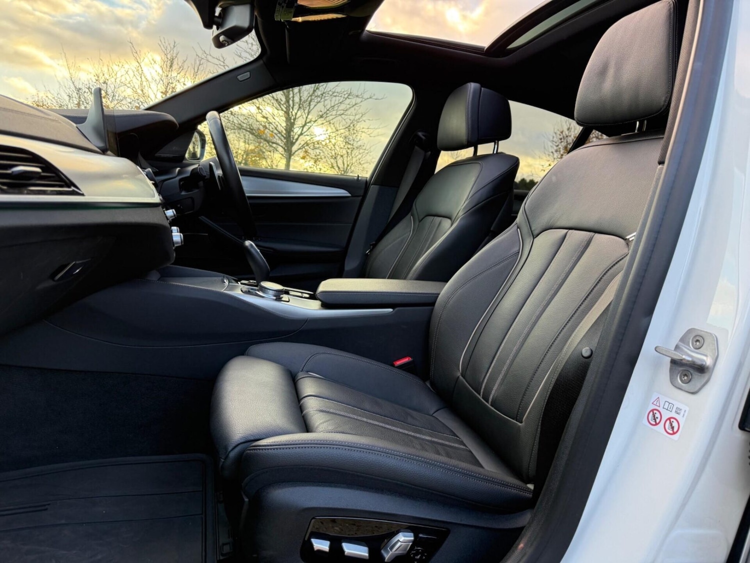 Used BMW 5 Series 2019 for sale - 77204831: Photo 54