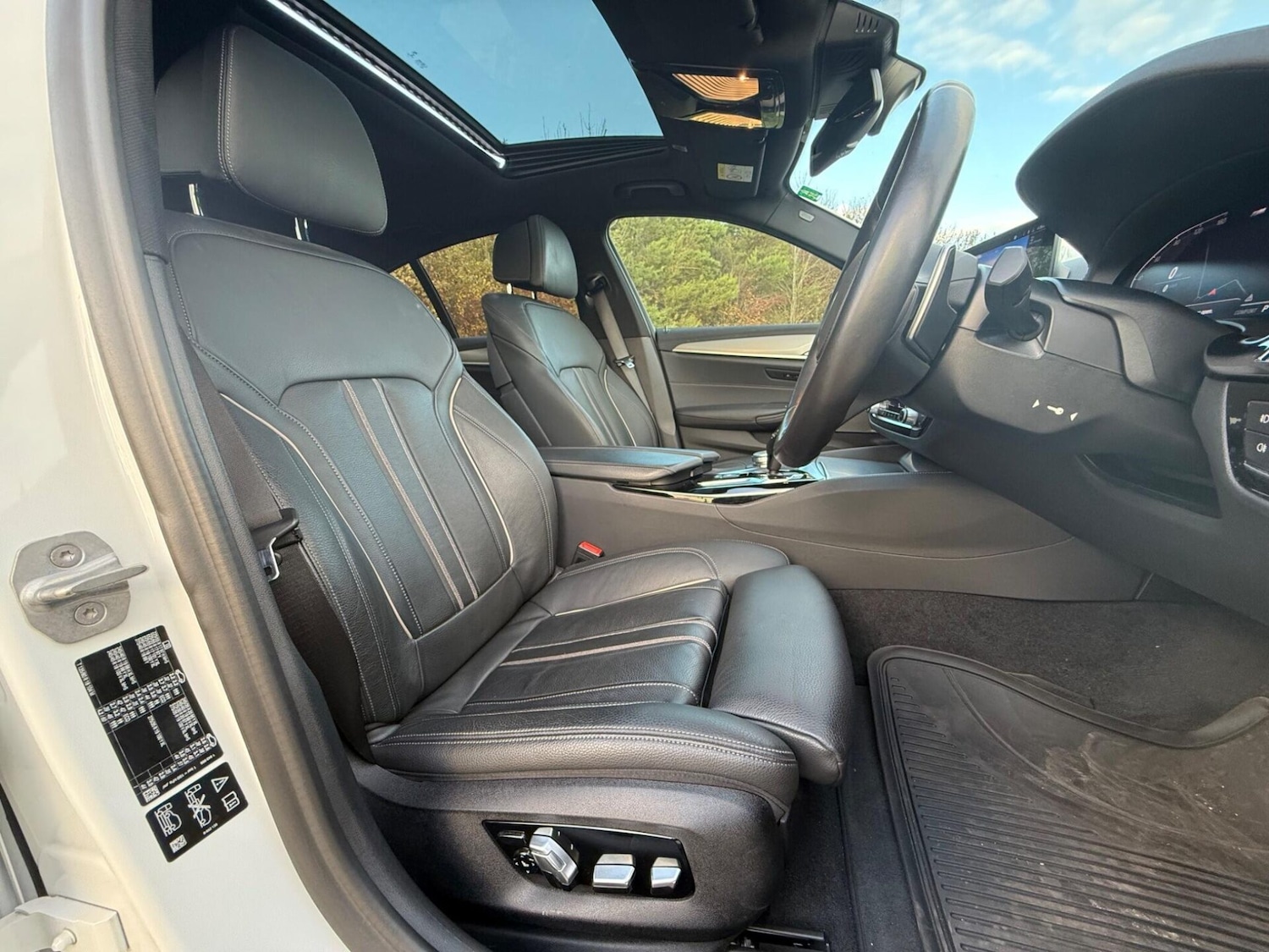 Used BMW 5 Series 2019 for sale - 77204831: Photo 6