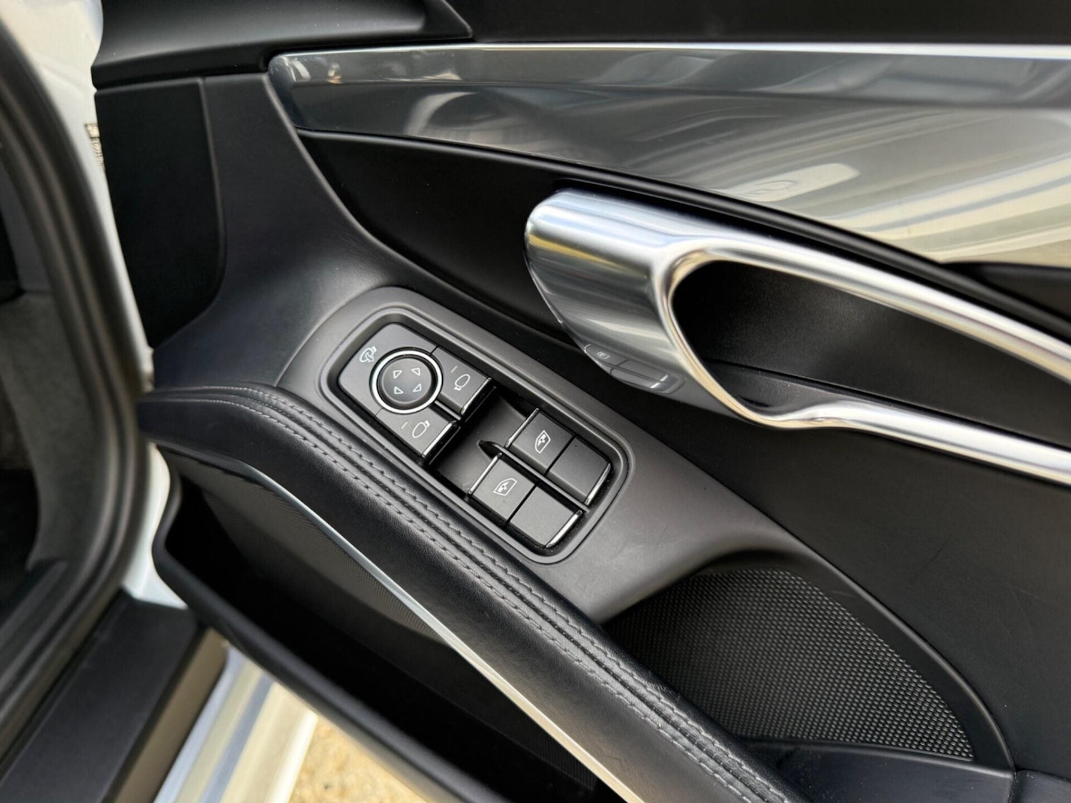 Used Porsche Cayman 2017 for sale - 77204829: Photo 27