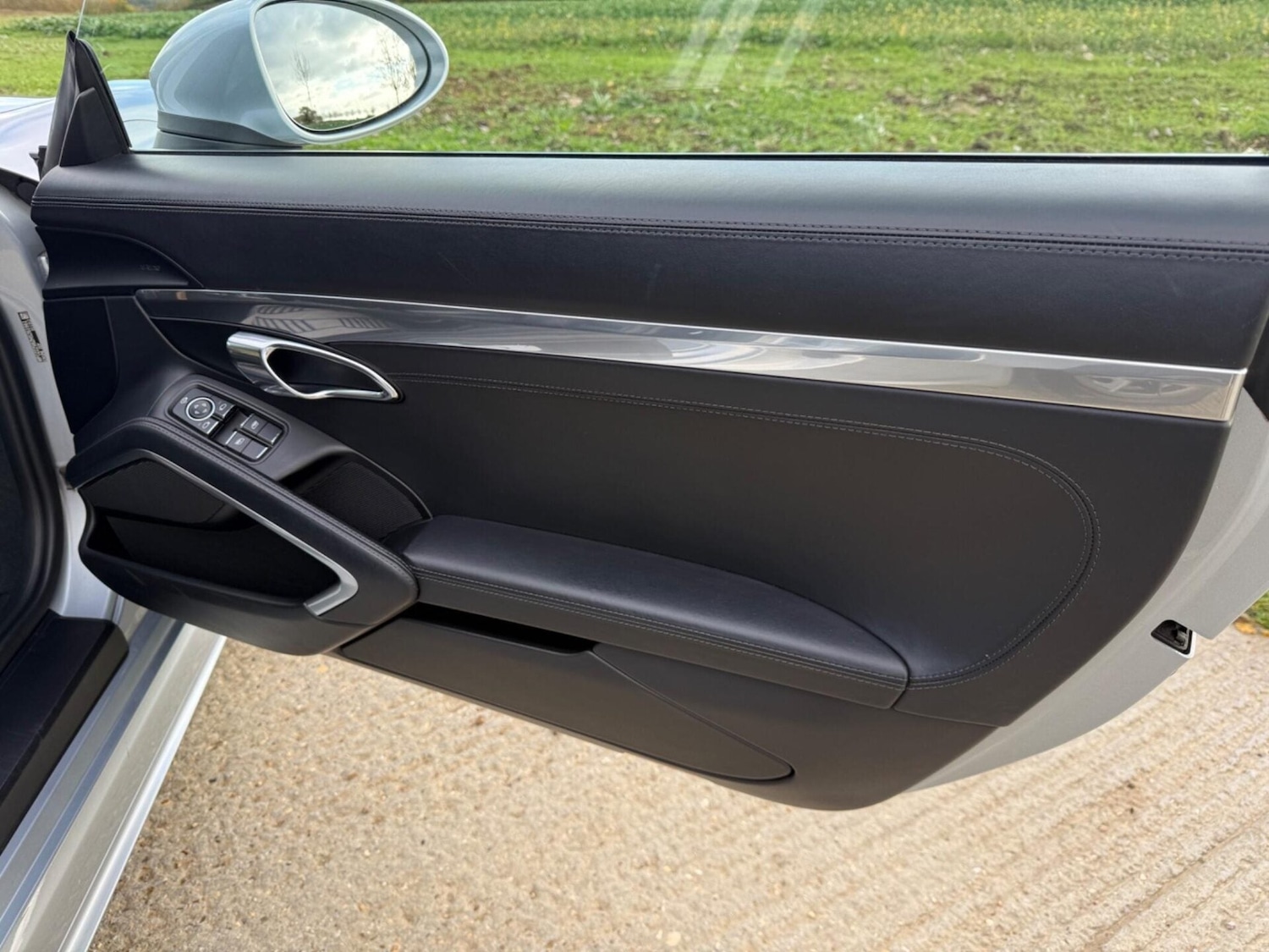 Used Porsche Cayman 2017 for sale - 77204829: Photo 37