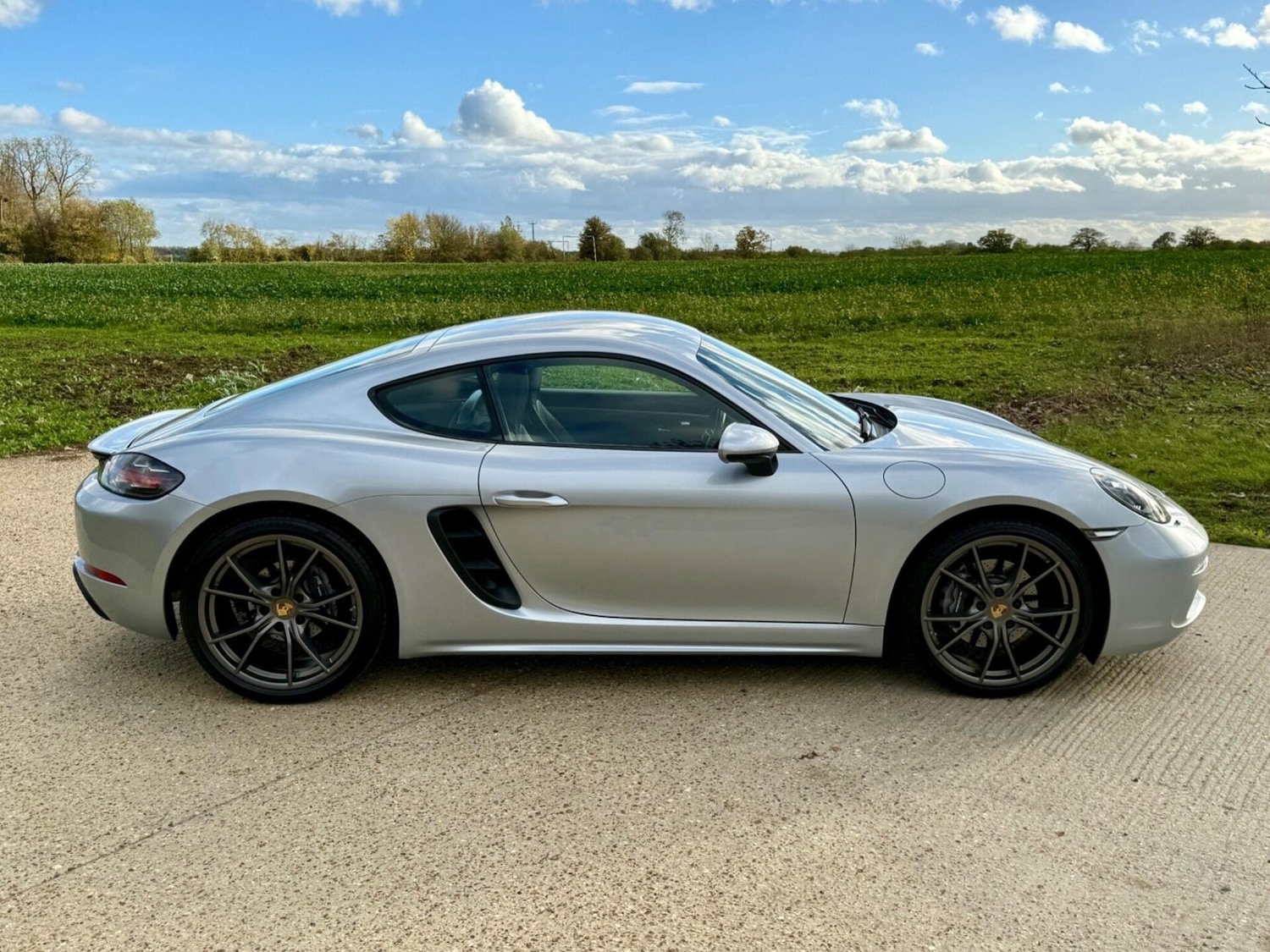 Used Porsche Cayman 2017 for sale - 77204829: Photo 46
