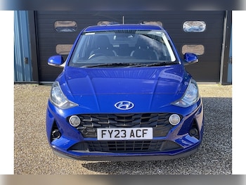Used Hyundai i10 2023 for sale - 77681362: Photo