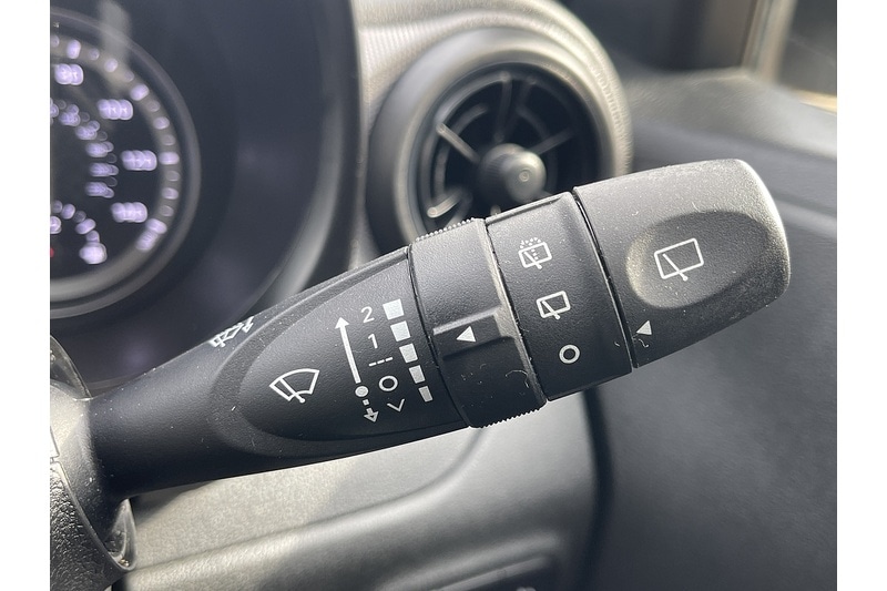 Used Hyundai i10 2023 for sale - 77668024: Photo 18