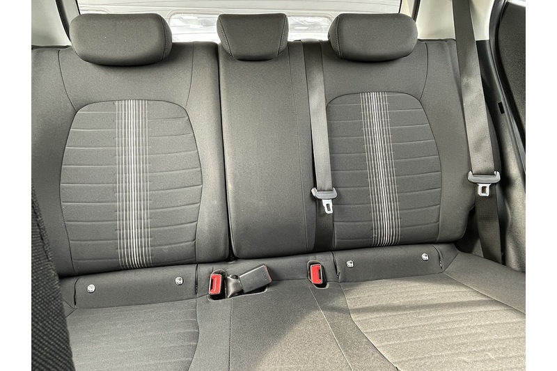 Used Hyundai i10 2023 for sale - 77668024: Photo 23